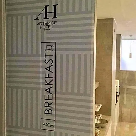 Artemide