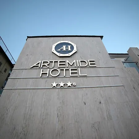 Hotel Artemide 3*